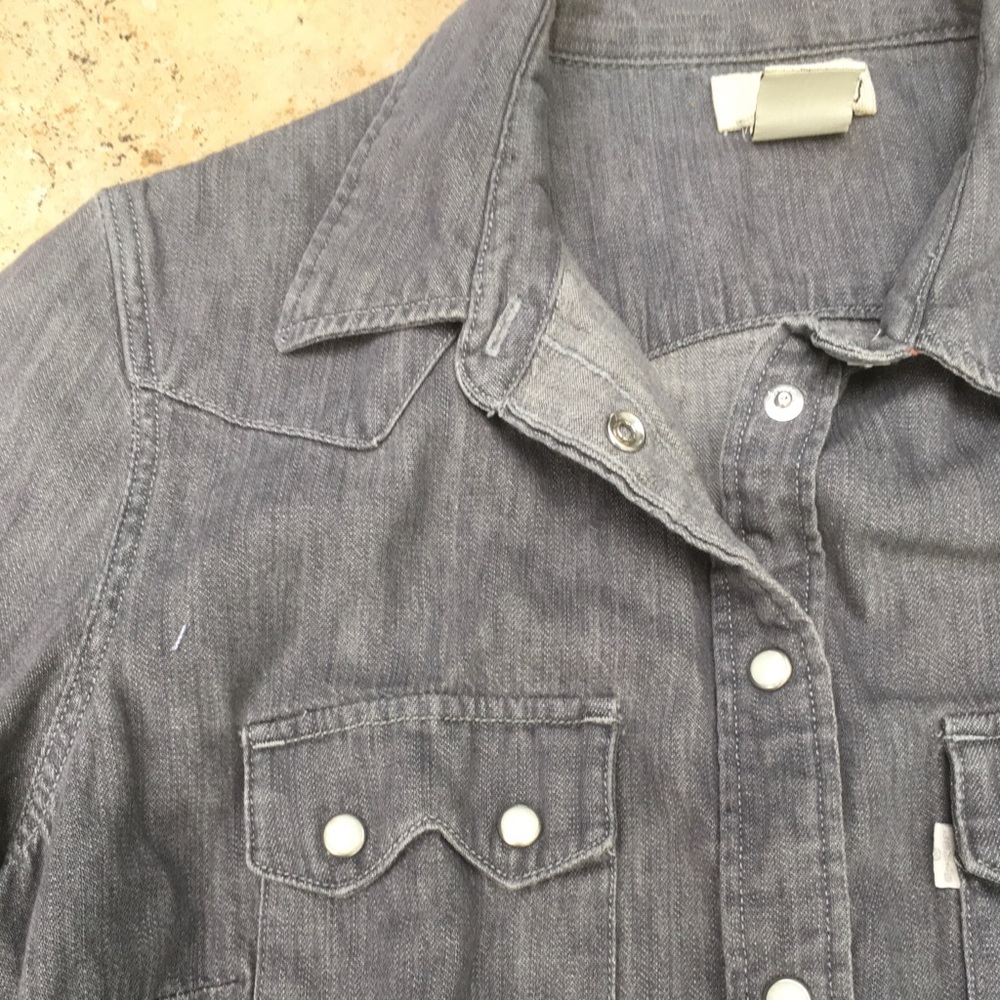 Levi’s grey denim shirt